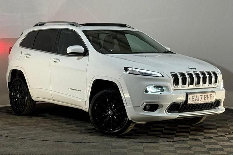 White Used 2017 Jeep Cherokee Overland SUV | £7,995 (Fair price) - Image 1/1
