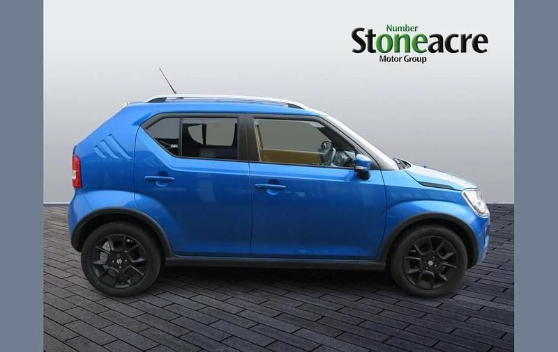 Usado Suzuki Ignis SZ5 83 HP (61 kW) 2021 Azul SUV