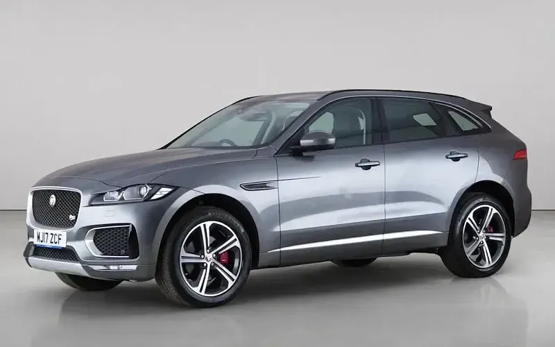 Used Jaguar F-Pace Supercharged 381 HP (280 kW) 2017 Grey SUV