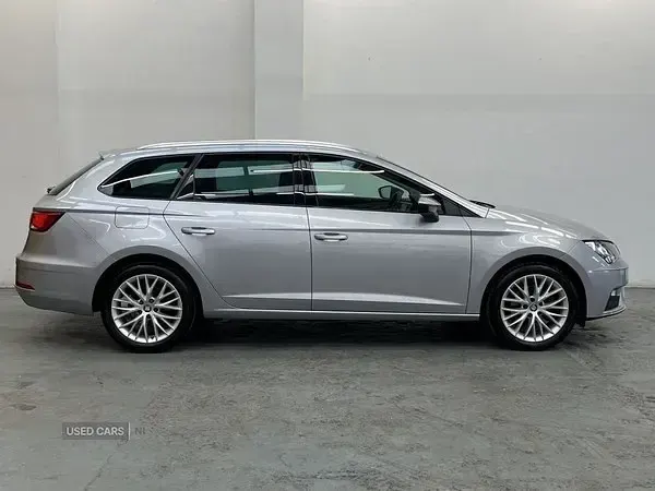 Begagnad Seat Leon SE Dynamic 115 HK (84 kW) 2018 Silver Kombi