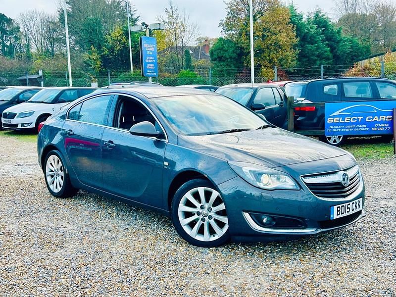 Used Vauxhall Insignia Elite 140 HP (102 kW) 2015 Grey Hatchback