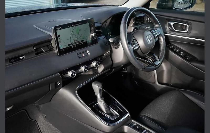 Used Honda HR-V Advance 152 HP (111 kW) 2022 Grey SUV