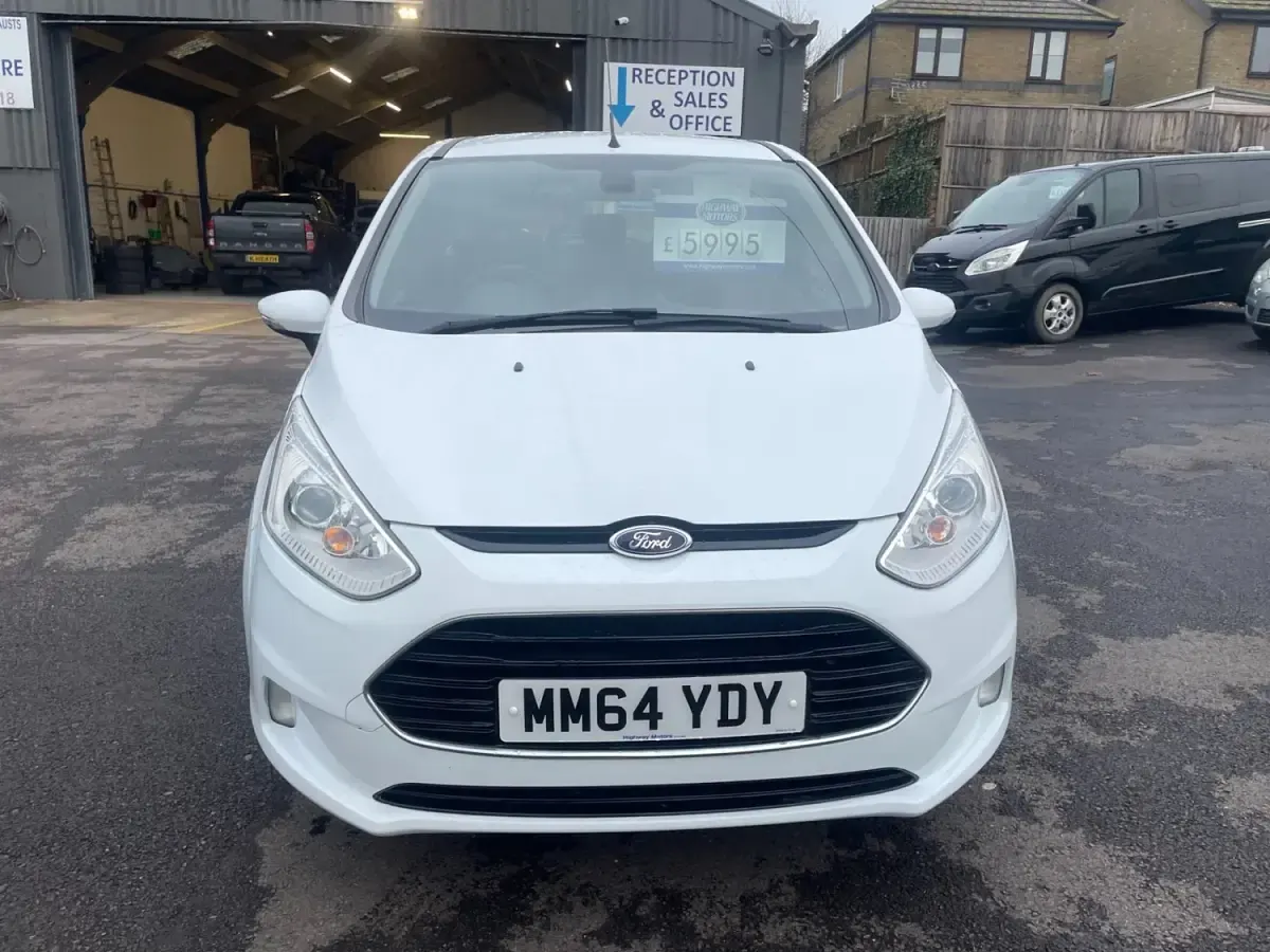 Używany Ford B-MAX Titanium 105 KM (77 kW) 2015 Biały Minivan