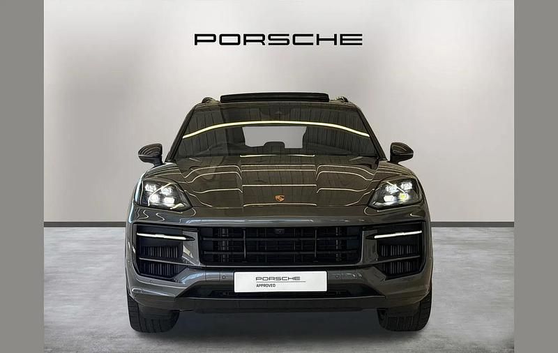 Used Porsche Cayenne 349 HP (256 kW) 2025 Grey SUV