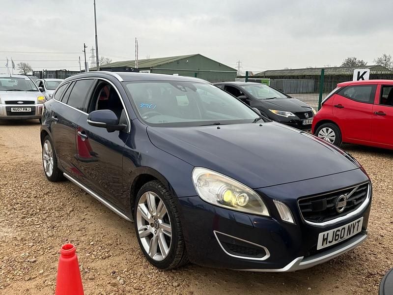 Used Volvo V60 SE Lux 2010 Blue Estate