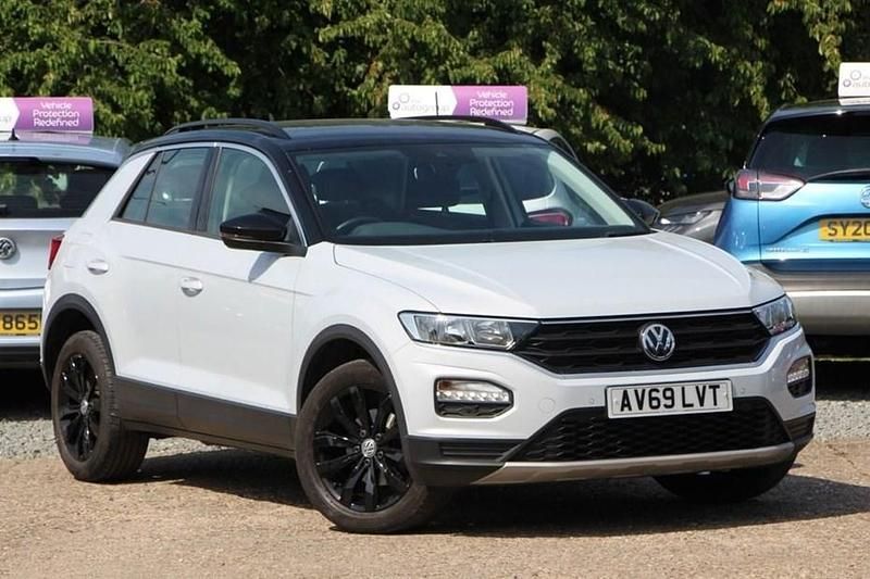 Silver Used 2019 VW T-Roc SE SUV | £13,980 (Fair price) - Image 1/1