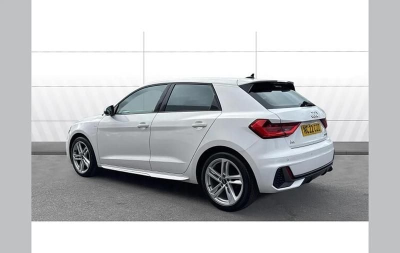 Used Audi A1 S-Line 110 HP (80 kW) 2022 White SUV