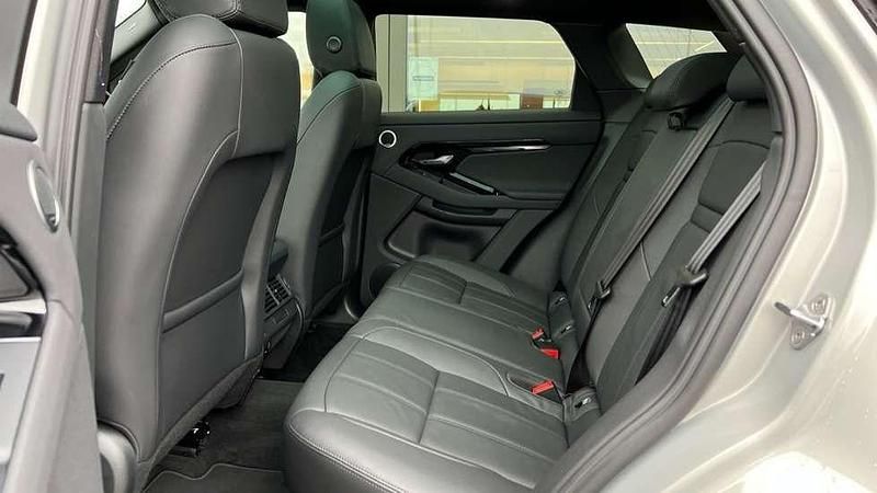 Used Land Rover Range Rover evoque SE Dynamic 204 HP (150 kW) 2025 Silver SUV