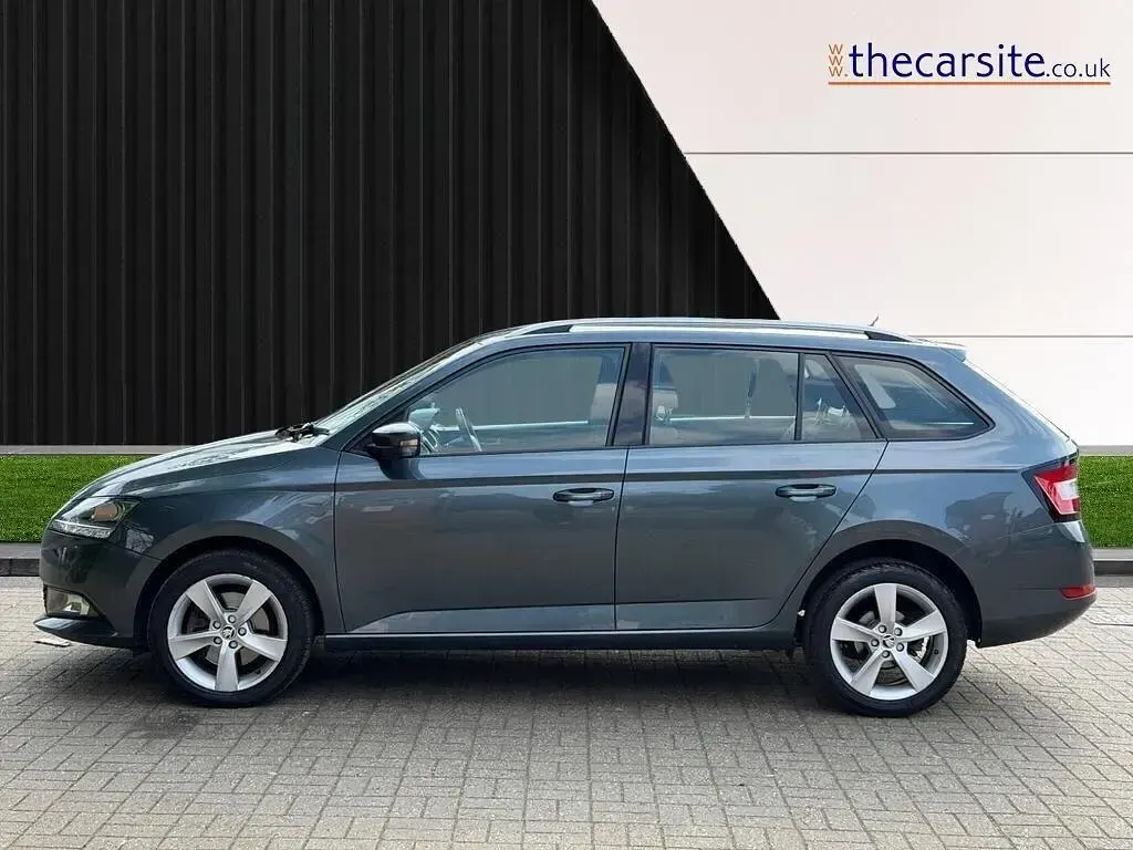 Begagnad Skoda Fabia SE L 110 HK (80 kW) 2019 Grå Halvkombi