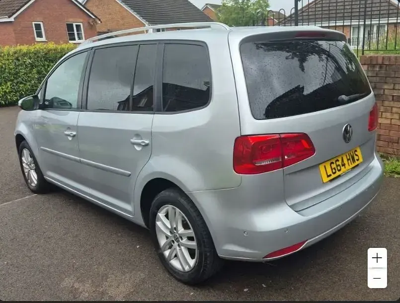 Used VW Touran SE 105 HP (77 kW) 2014 Silver MPV