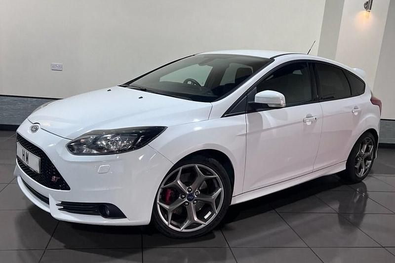 White Used 2014 Ford Focus ST Hatchback | £8,895 (A bit pricey) - Image 1/1