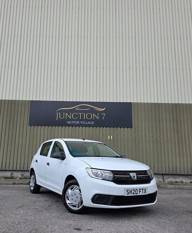 Used Dacia Sandero Essentiel 2020 White Hatchback