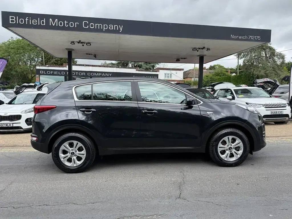Used Kia Sportage 114 HP (83 kW) 2016 Black SUV