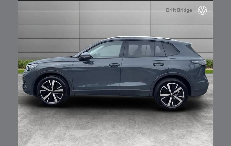 Used VW Tiguan Match 147 HP (108 kW) 2025 Grey SUV