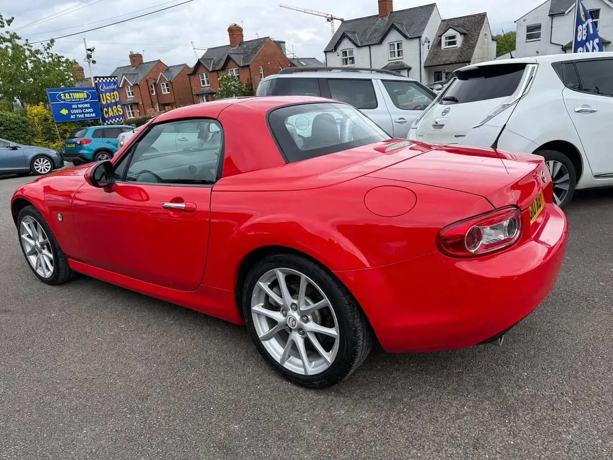 Used Mazda MX5 161 HP (118 kW) 2010 Red Cabriolet
