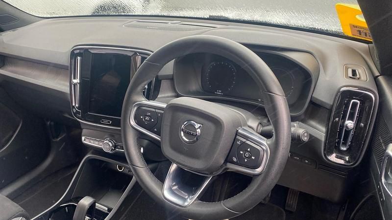 Used Volvo XC40 Ultimate 262 HP (192 kW) 2023 Silver SUV