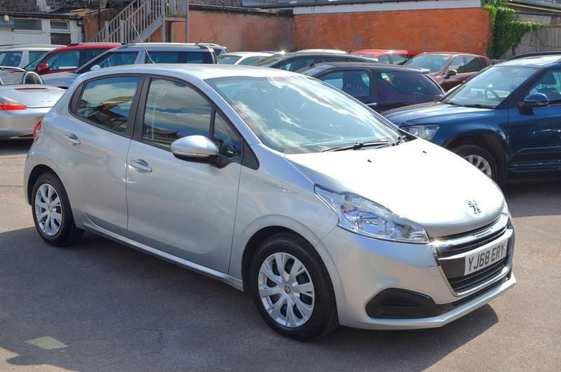 Silver Used 2018 Peugeot 208 Access Hatchback | £5,650 (Good price) - Image 1/4