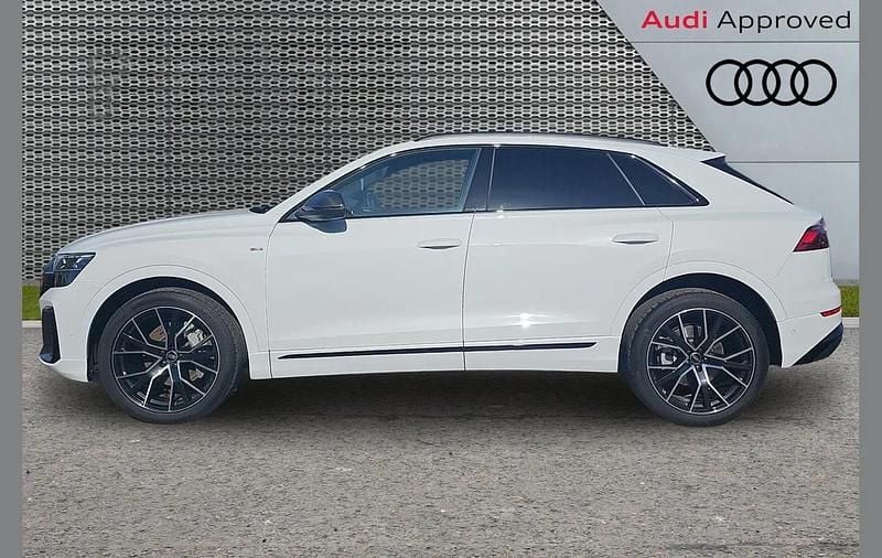 Used Audi Q8 Comfort 281 HP (206 kW) 2025 White SUV