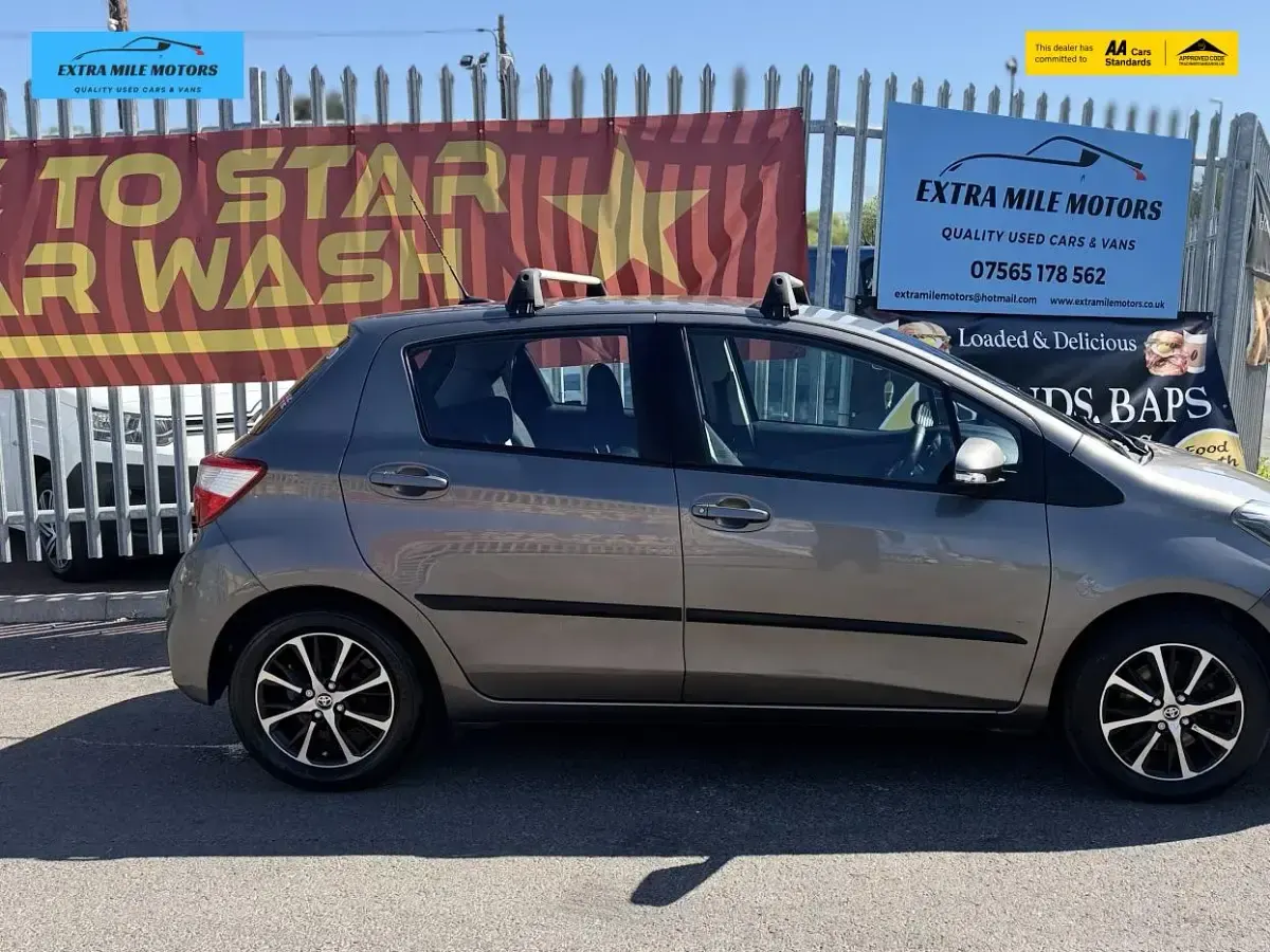Used Toyota Yaris 111 HP (81 kW) 2019 Bronze Hatchback