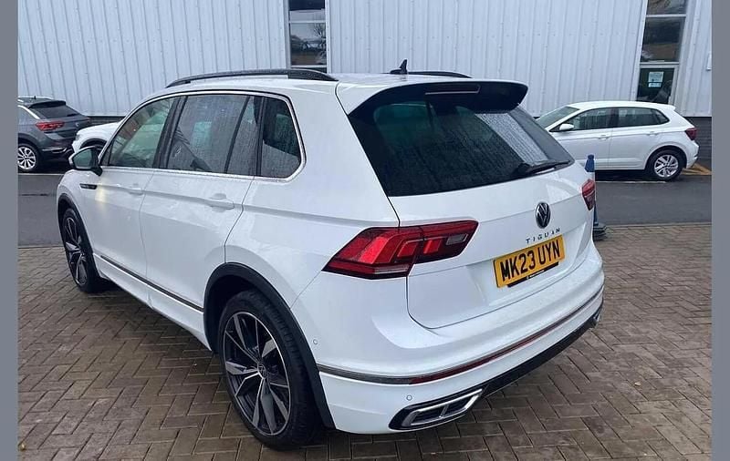 Used VW Tiguan R-line 150 HP (110 kW) 2023 White SUV