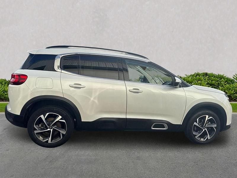 Used Citroën C5 PureTech 2022 White Hatchback