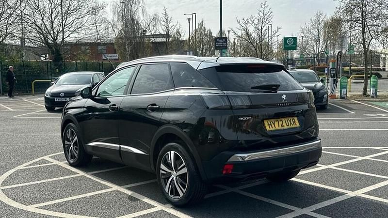 Second-hand Peugeot 3008 Allure+ 131 CP (96 kW) 2022 Negru SUV