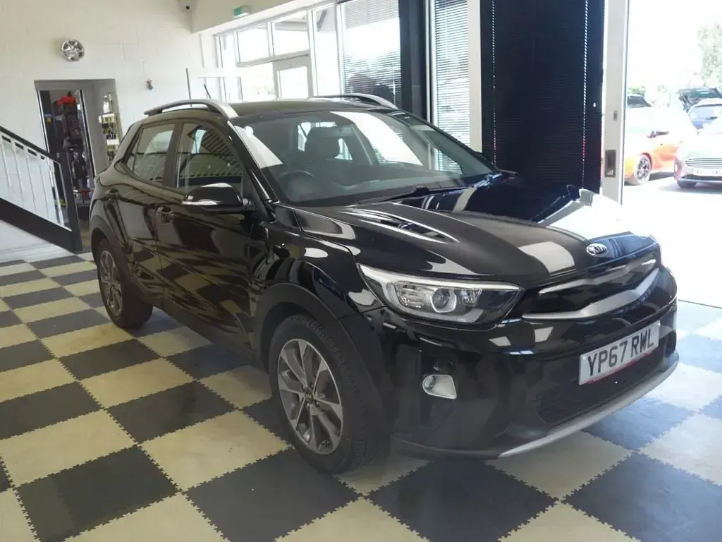 Used Kia Stonic 118 HP (86 kW) 2017 Black SUV