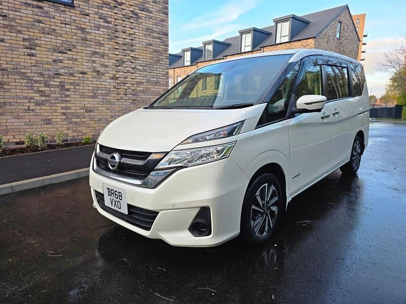 Used Nissan Serena 2024 White MPV