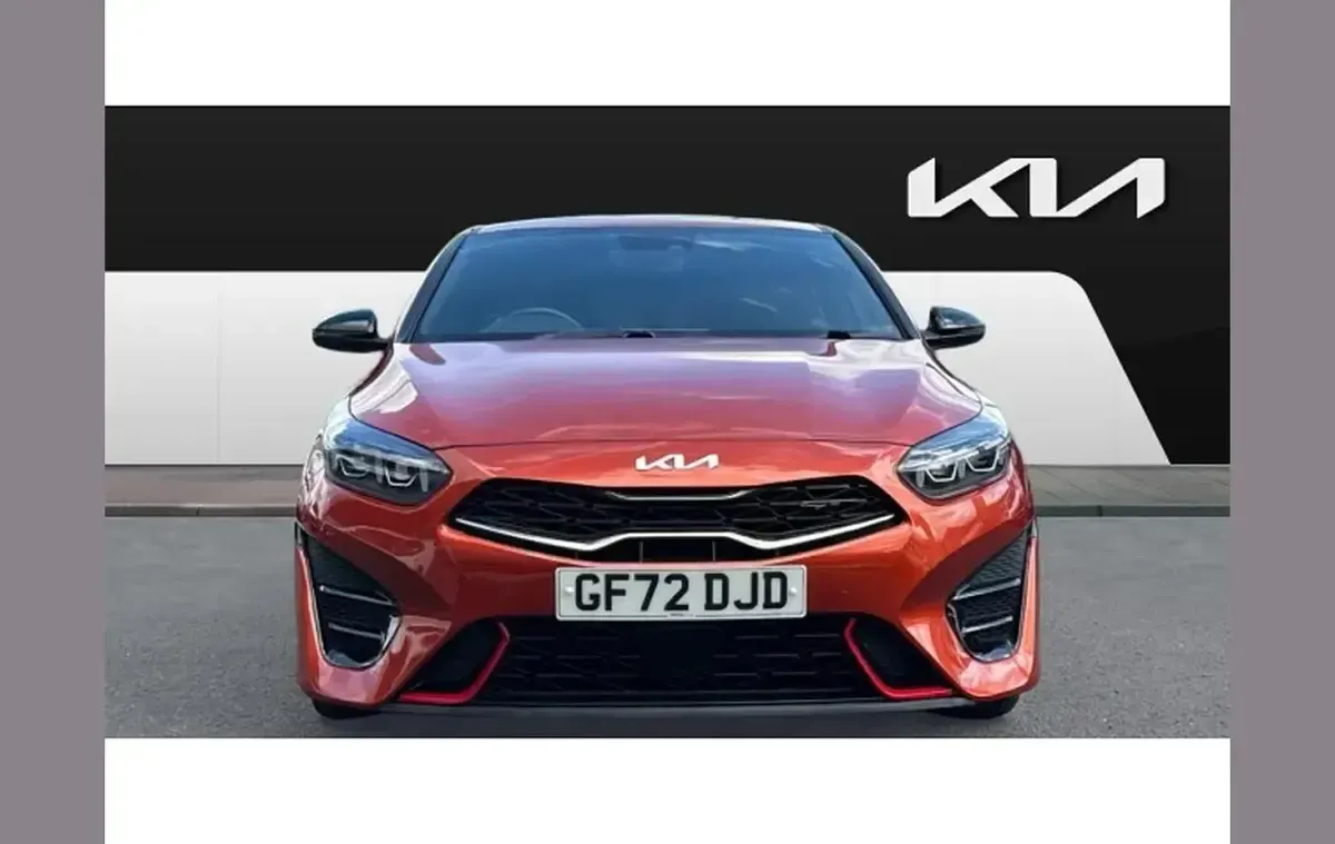 Used Kia ProCeed GT 201 HP (147 kW) 2022 Orange Estate