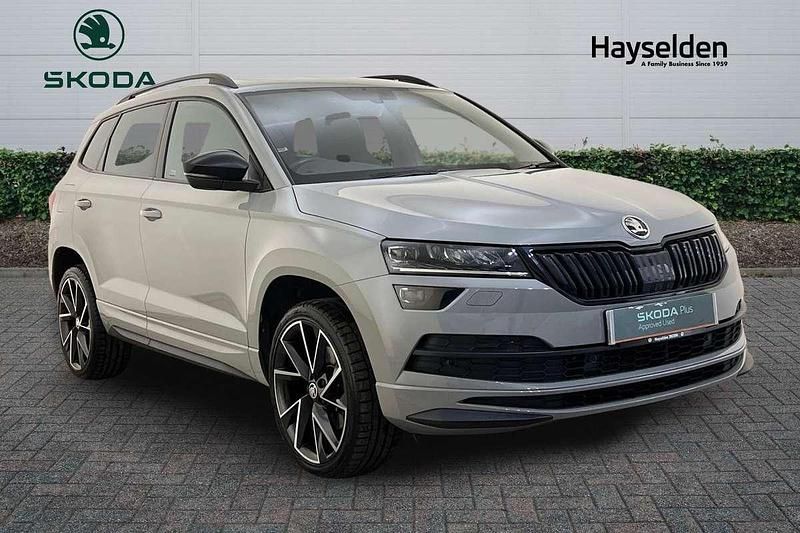 Meteor grey Used 2021 Skoda Karoq SportLine SUV | £19,699 (Fair price) - Image 1/4