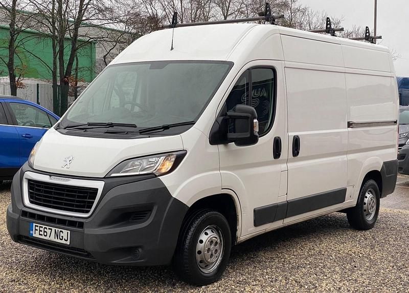 Used Peugeot Boxer 130 HP (95 kW) 2018 White Van