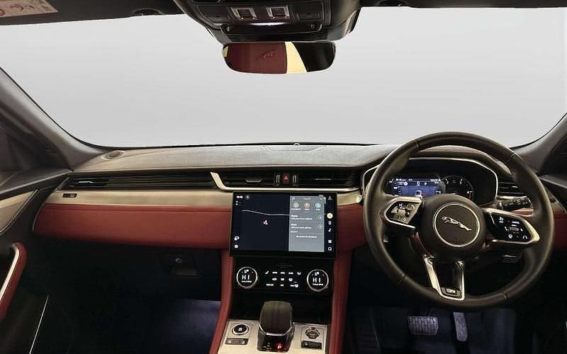 Used Jaguar F-Pace R-Dynamic 204 HP (150 kW) 2023 White SUV