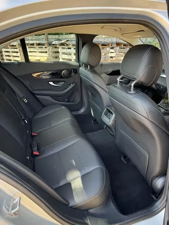 Used Mercedes C200 SE 136 HP (100 kW) 2016 Silver Sedan