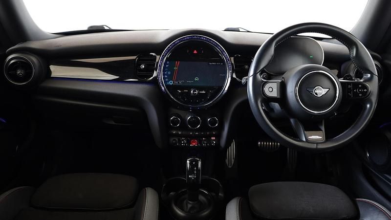 Used Mini Cooper S Sport 192 HP (141 kW) 2021 Red Hatchback