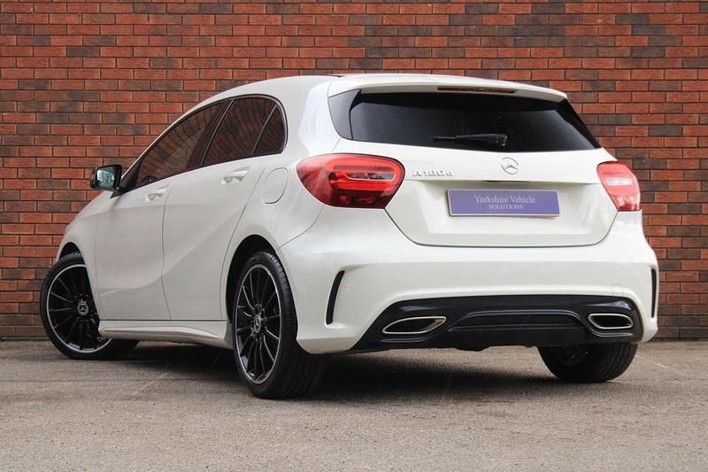 Used Mercedes A180 AMG line 2017 White Hatchback