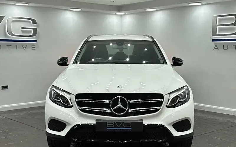 Usado Mercedes GLC250 Urban 211 HP (155 kW) 2019 Branco Carrinha