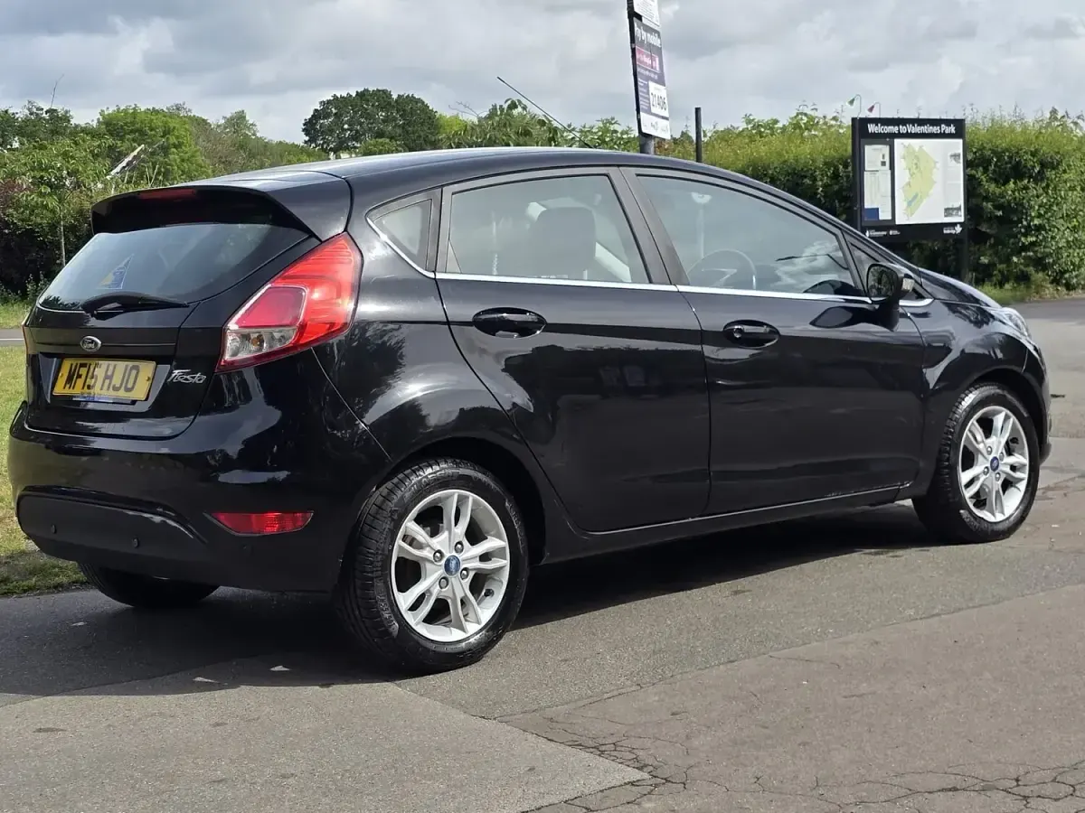 Used Ford Fiesta Zetec 2015 Black Hatchback