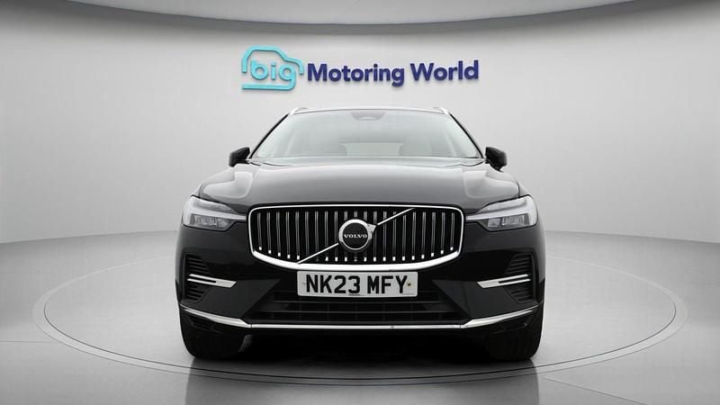 Used Volvo XC60 Core 2023 Black SUV