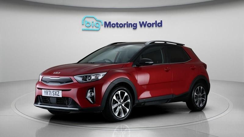 Used Kia Stonic 118 HP (86 kW) 2021 Red SUV