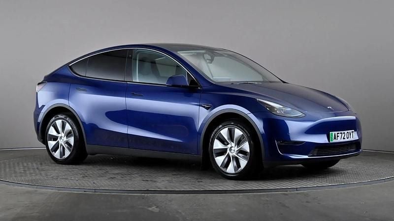 Blue Used 2022 Tesla Model Y Long Range AWD SUV | £24,298 (Fair price) - Image 1/3