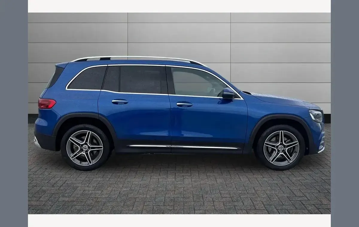 Used Mercedes GLB200 Executive 161 HP (118 kW) 2025 Blue SUV