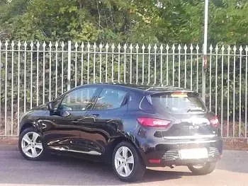 Used Renault Clio Dynamique 90 HP (66 kW) 2016 Black Hatchback