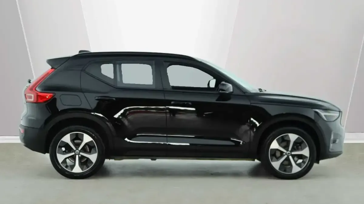 Used Volvo XC40 Plus 163 HP (119 kW) 2026 SUV