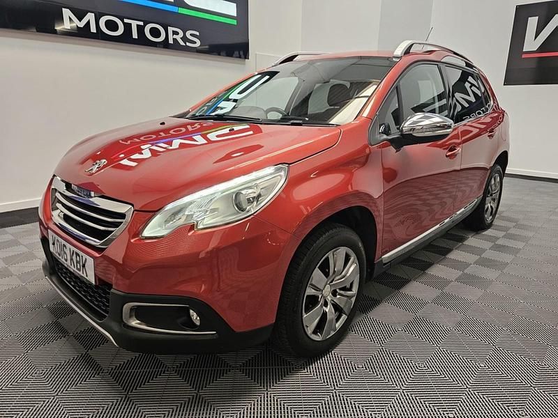Begagnad Peugeot 2008 Allure 2016 Röd SUV