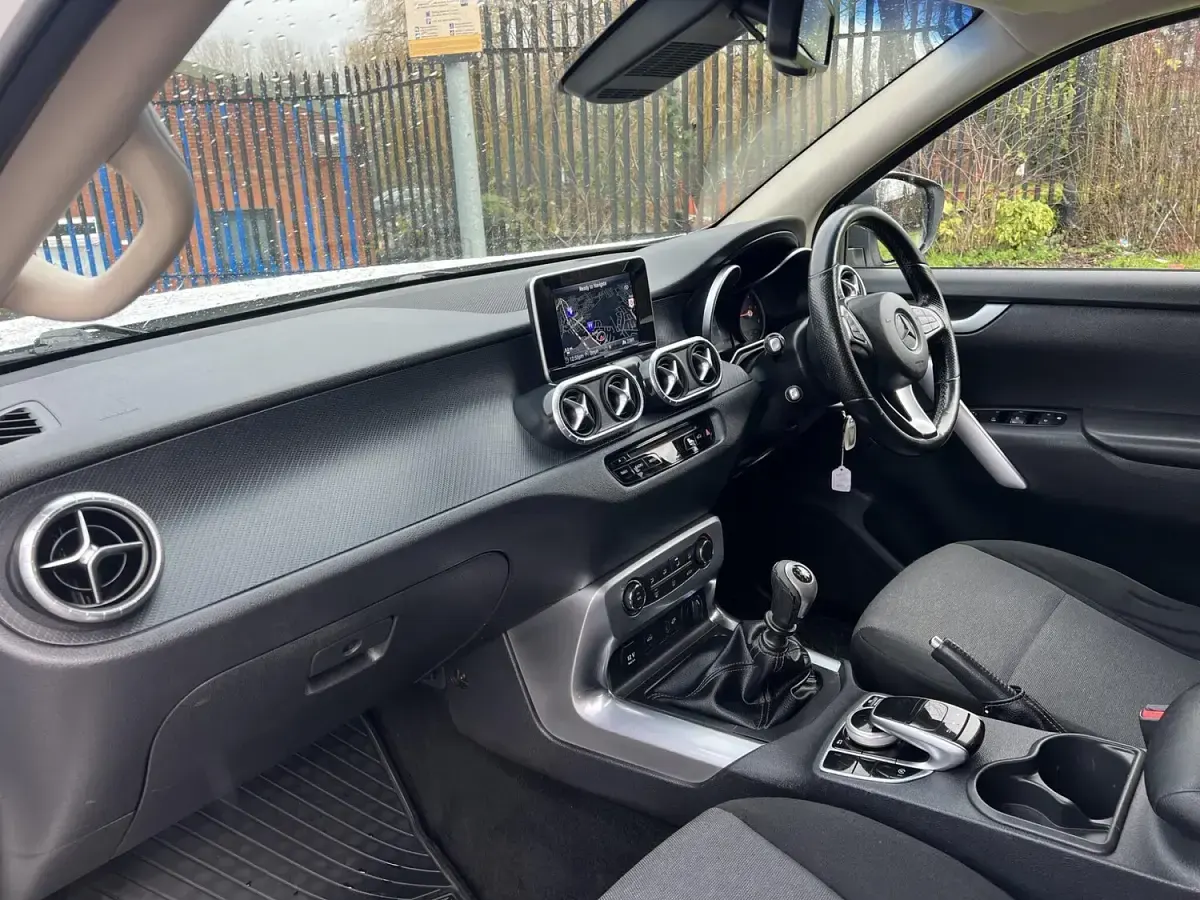 Used Mercedes X250 Progressive 2018 White Pickup