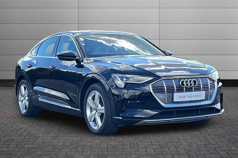 Mythos black Used 2022 Audi e-tron Design SUV | £21,795 (Expensive) - Image 1/4