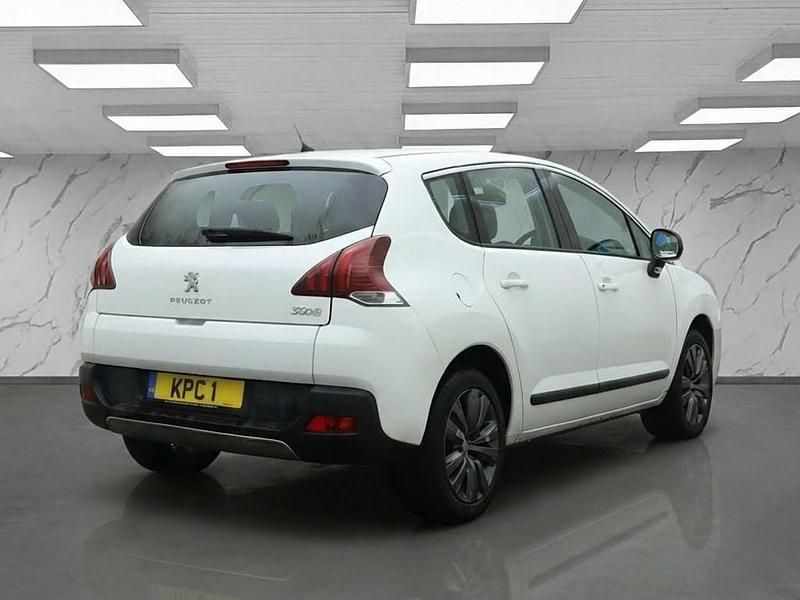 Used Peugeot 3008 Active 115 HP (84 kW) 2014 White Estate