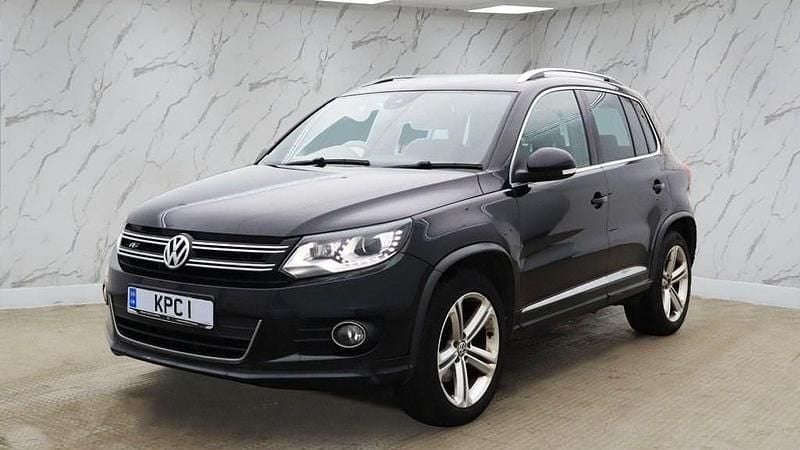 Used VW Tiguan R-line Edition 150 HP (110 kW) 2016 Black SUV