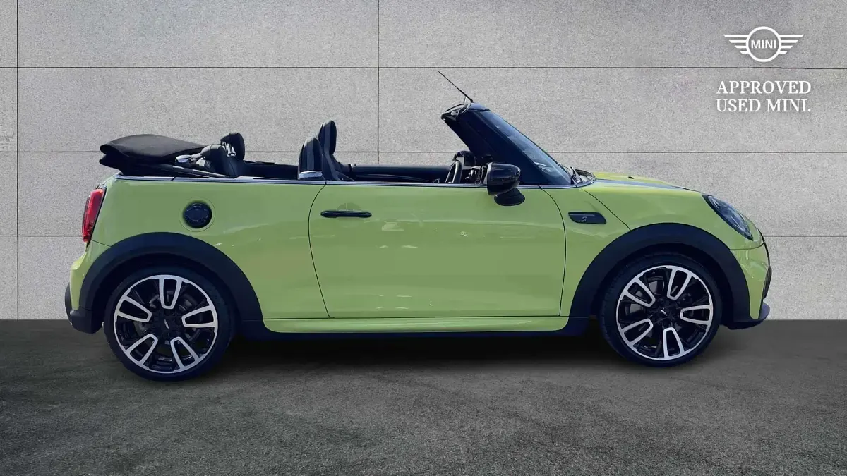 Used Mini Cooper S Sport 176 HP (129 kW) 2023 Yellow Hatchback