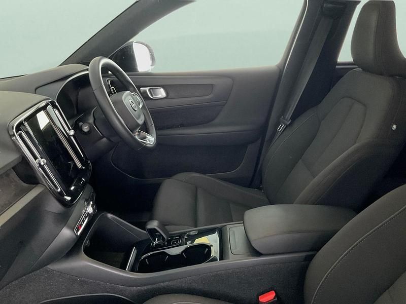 Used Volvo XC40 Core 169 kW (231 HP) 2022 Black SUV